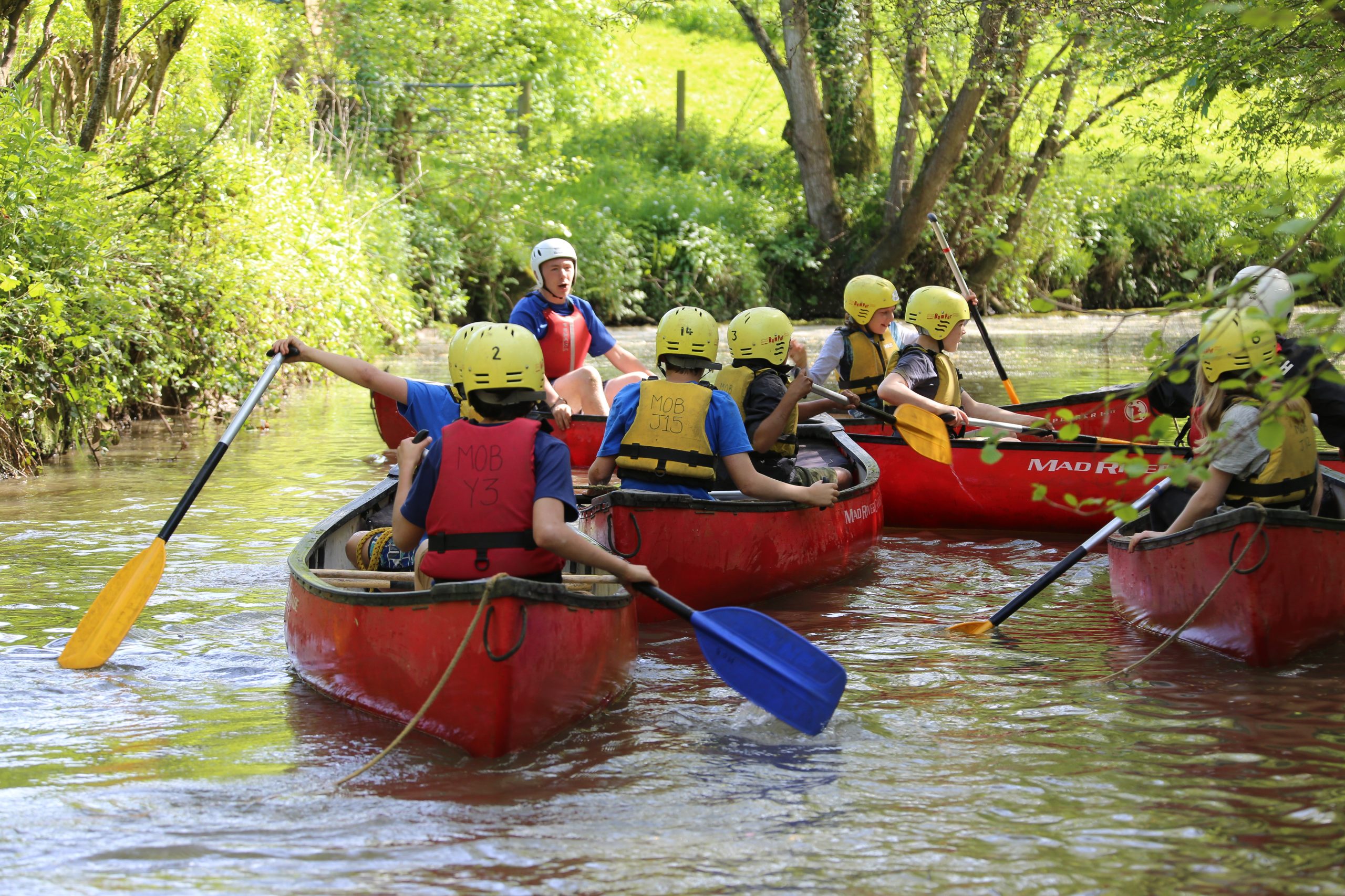 Children canoeing.