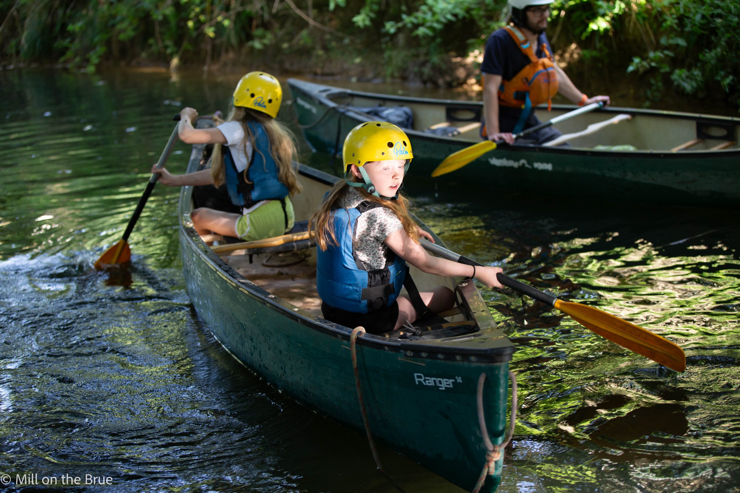 Children canoeing.