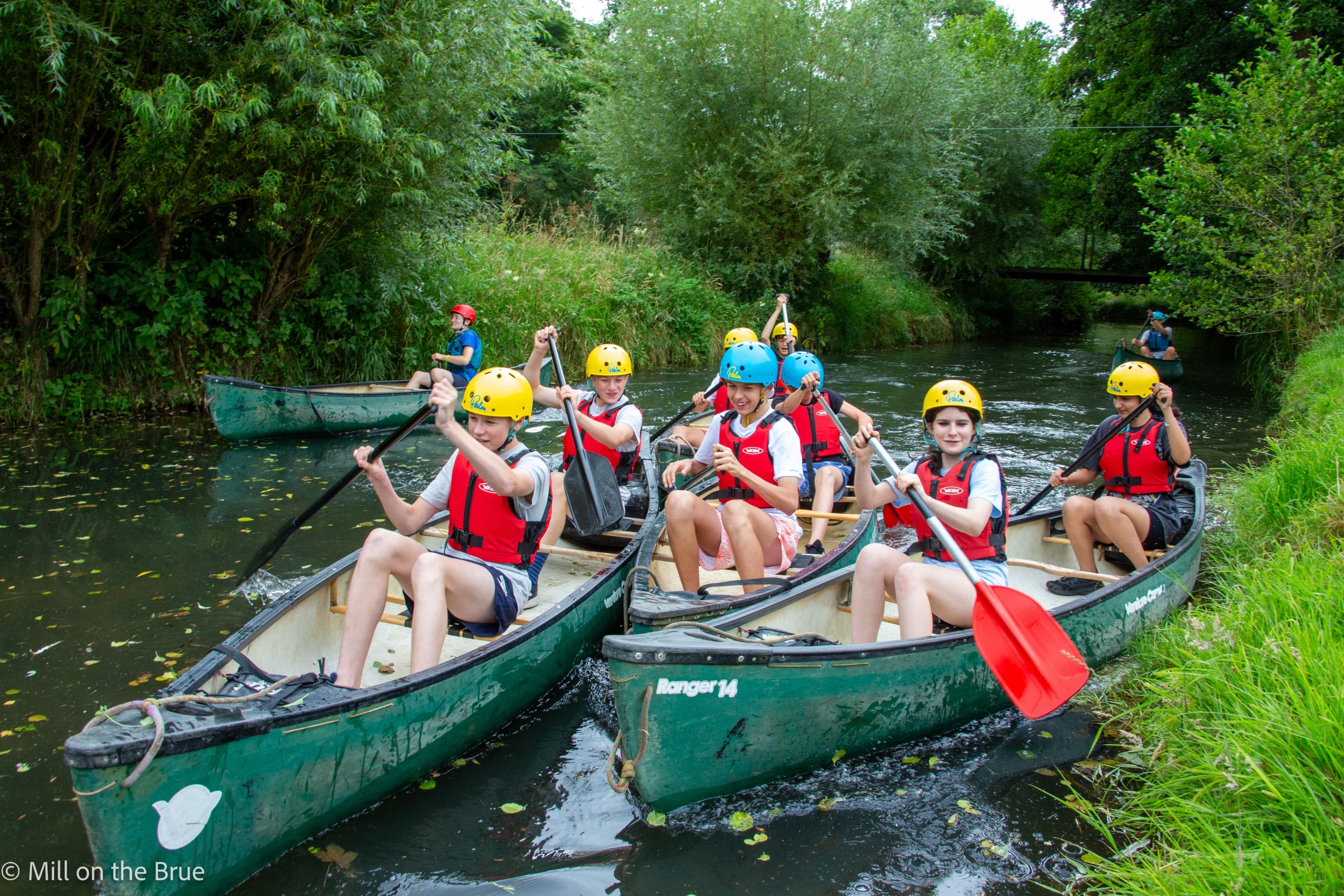 Children canoeing.